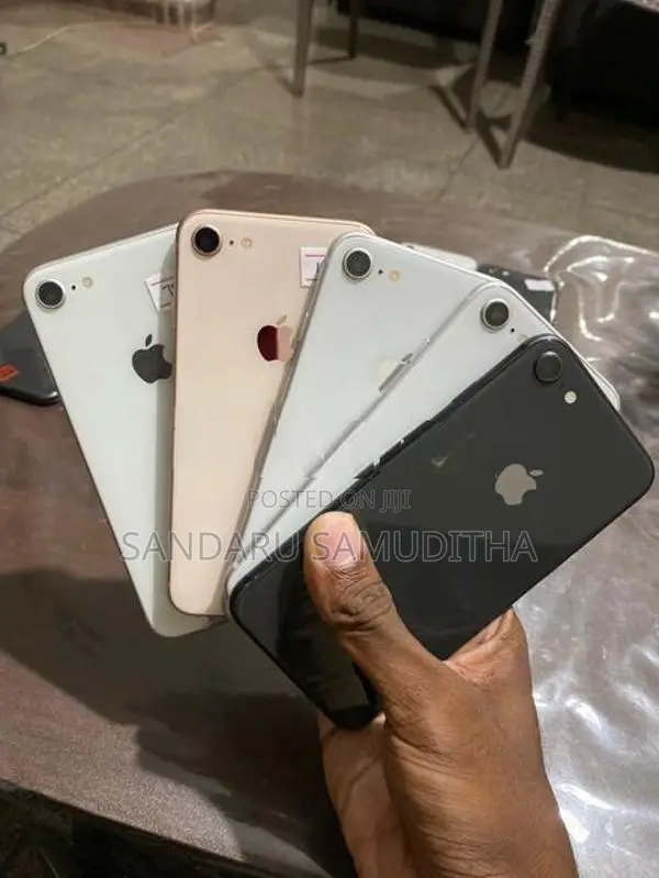 Apple iPhone 8 (Used)