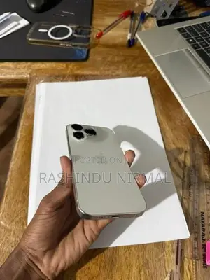 Apple iPhone 15 Pro (Used)