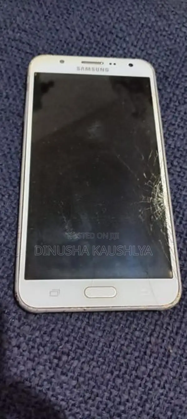 Samsung Galaxy J7 (Used)