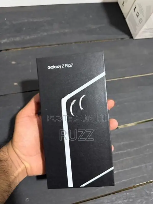 Samsung Galaxy Z Flip 7 512GB (Brand New)