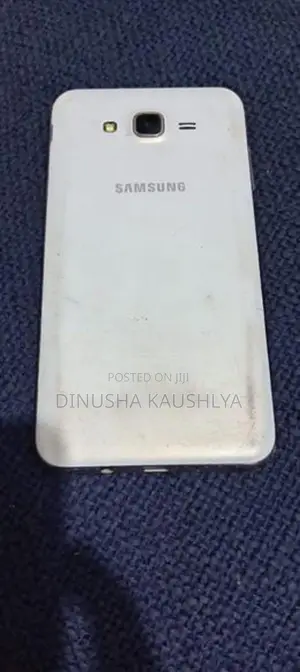 Samsung Galaxy J7 (Used)