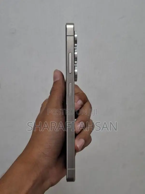 Samsung Galaxy S25 Ultra (Used)