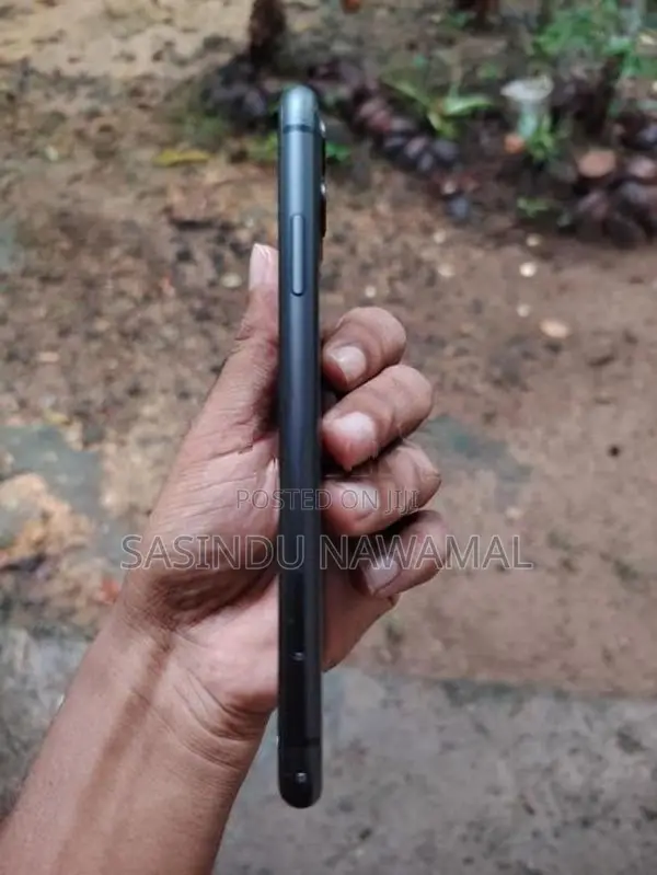 Apple iPhone 11 128 (Used)