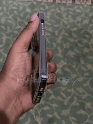 Apple iPhone 13 (Used)
