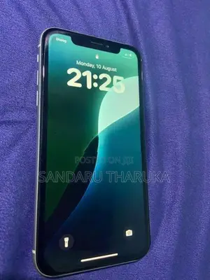 Apple iPhone XR (Used)