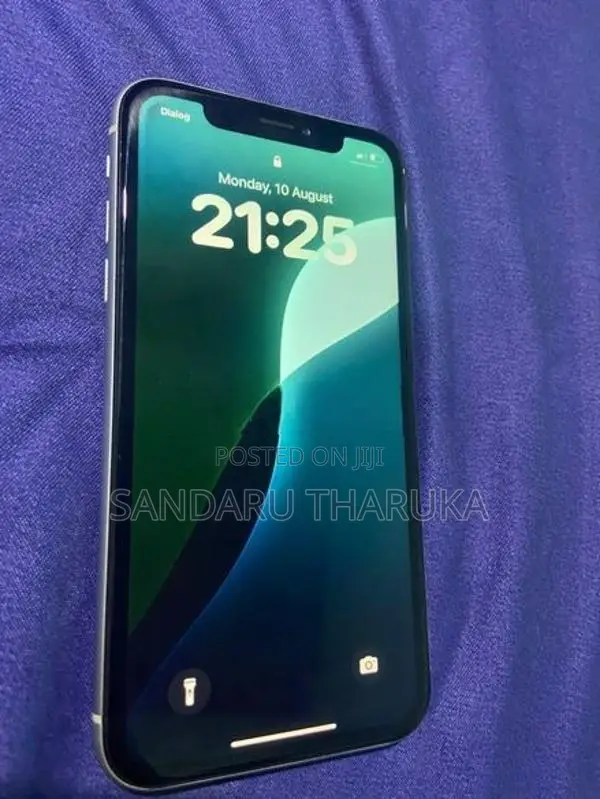 Apple iPhone XR (Used)