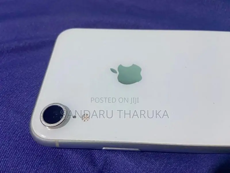 Apple iPhone XR (Used)