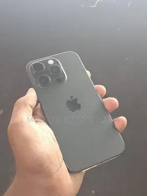 Apple iPhone 15 Pro (Used)