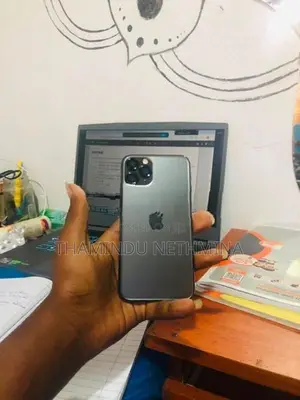 Apple iPhone 11 Pro 256GB (Used)