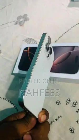 Apple iPhone 15 Pro (Used)