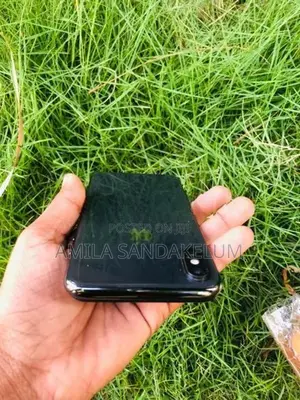 Apple iPhone X (Used)