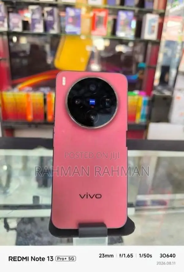 Vivo x300 (Used)