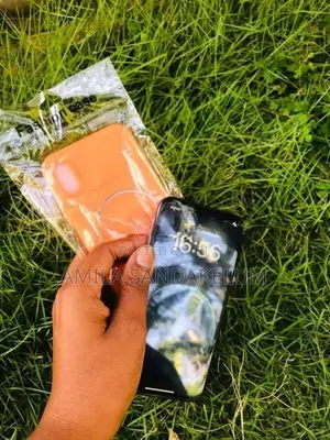 Apple iPhone X (Used)