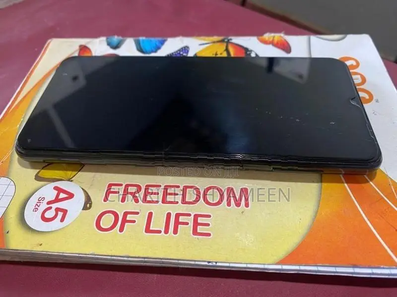 Samsung Galaxy A04s 4/128 gb (Used)