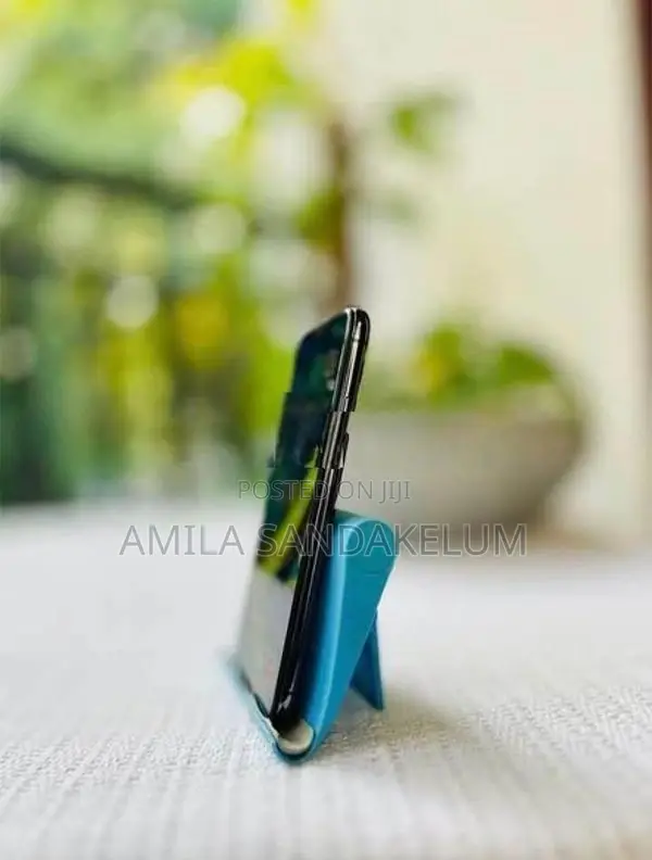 Apple iPhone X (Used)
