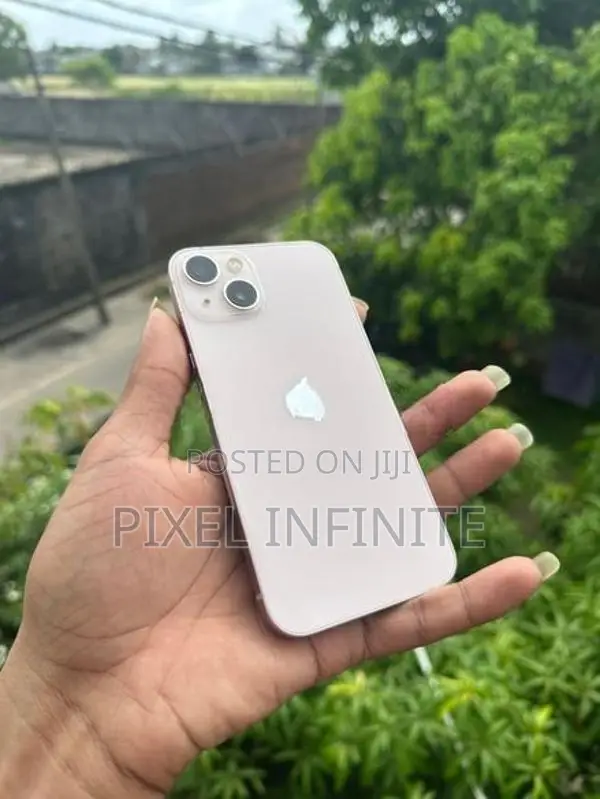 Apple iPhone 13 128GB (Used)