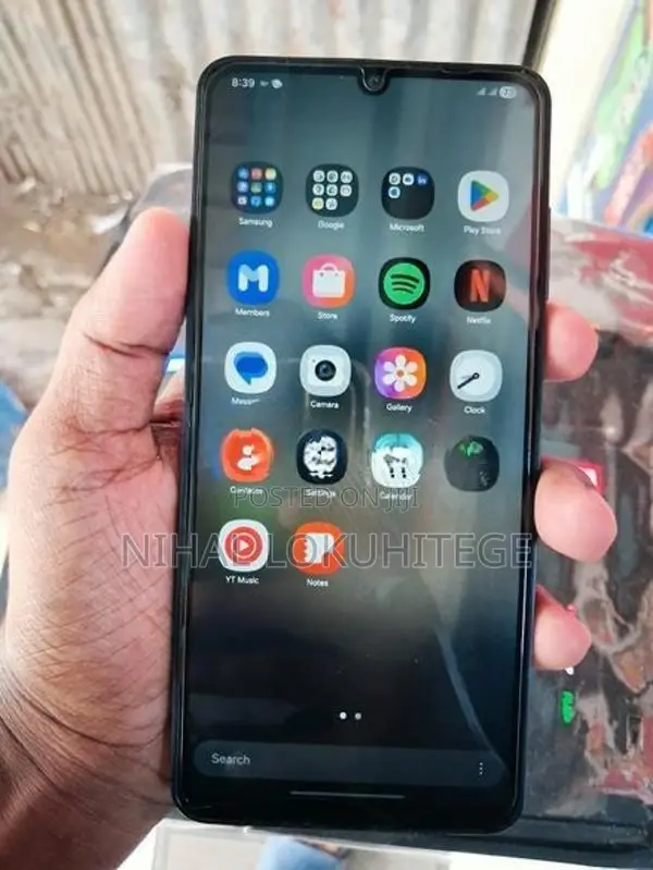 Samsung Galaxy A06 (Used)