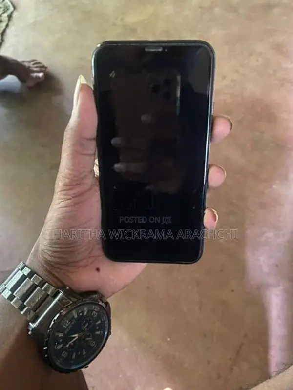 Apple iPhone X 256GB (Used)