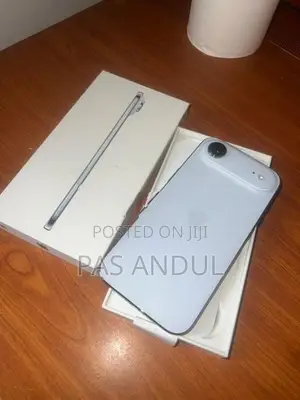 Apple iPhone 17 Air 256GB (Used)
