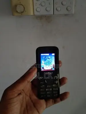 Octa Button Phone (Used)