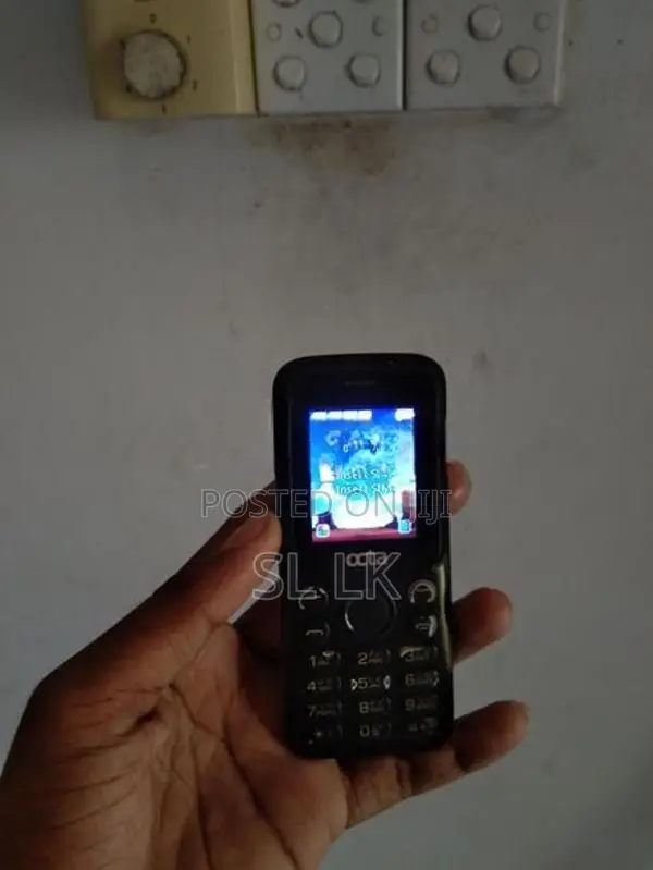 Octa Button Phone (Used)