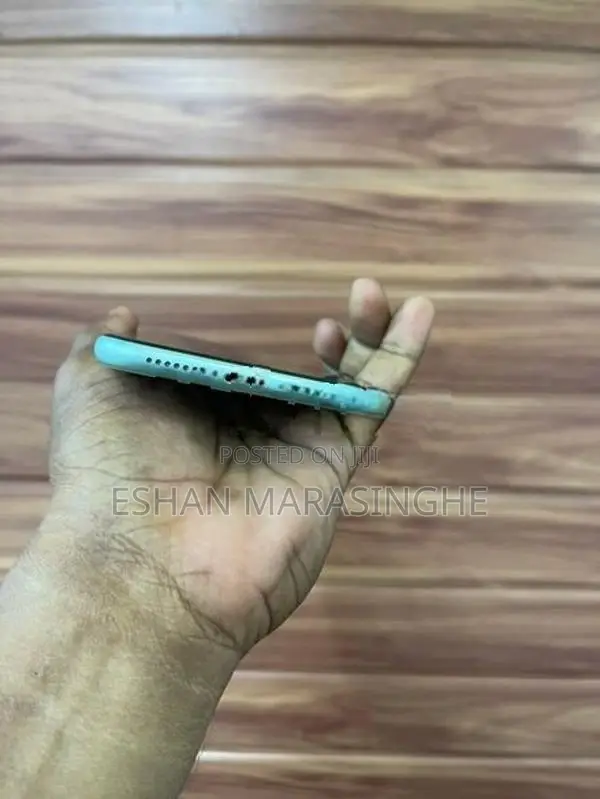 Apple iPhone 11 128 GB (Used)
