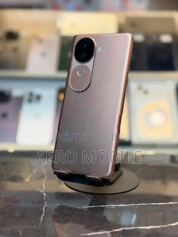 Vivo V40e 8/256GB (Used)
