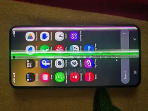 Samsung Galaxy S22 International (Used)
