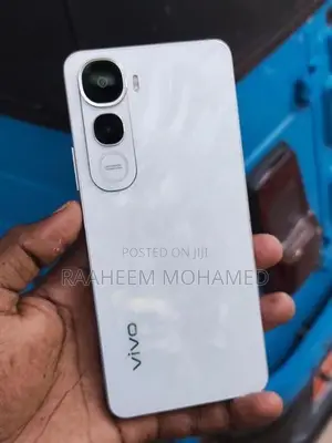 Vivo Y400 5G (8/128) (Used)