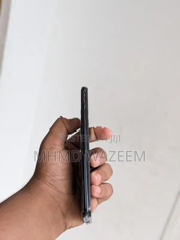 Samsung Galaxy A50 (Used)