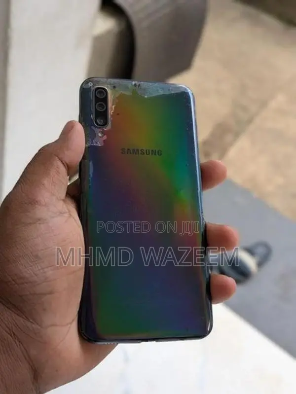 Samsung Galaxy A50 (Used)