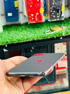 Apple iPhone 11 Pro Max (Used)