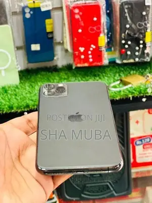 Apple iPhone 11 Pro Max (Used)