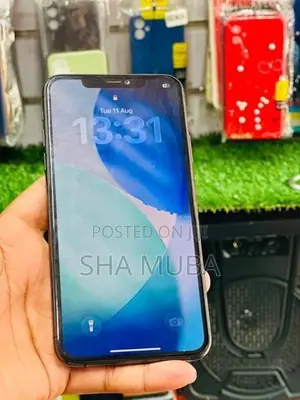 Apple iPhone 11 Pro Max (Used)