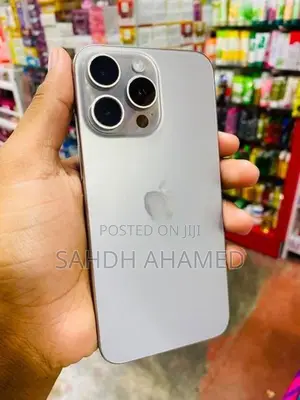 Apple iPhone 15 Pro Max 256GB (Used)