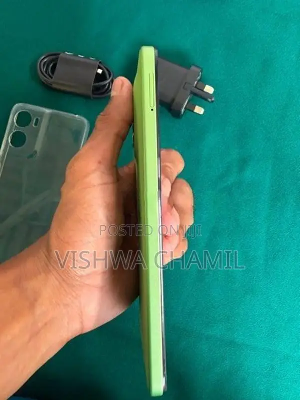 Moto Motorolla G06 (Used)