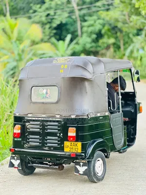 Bajaj RE 2013 Black