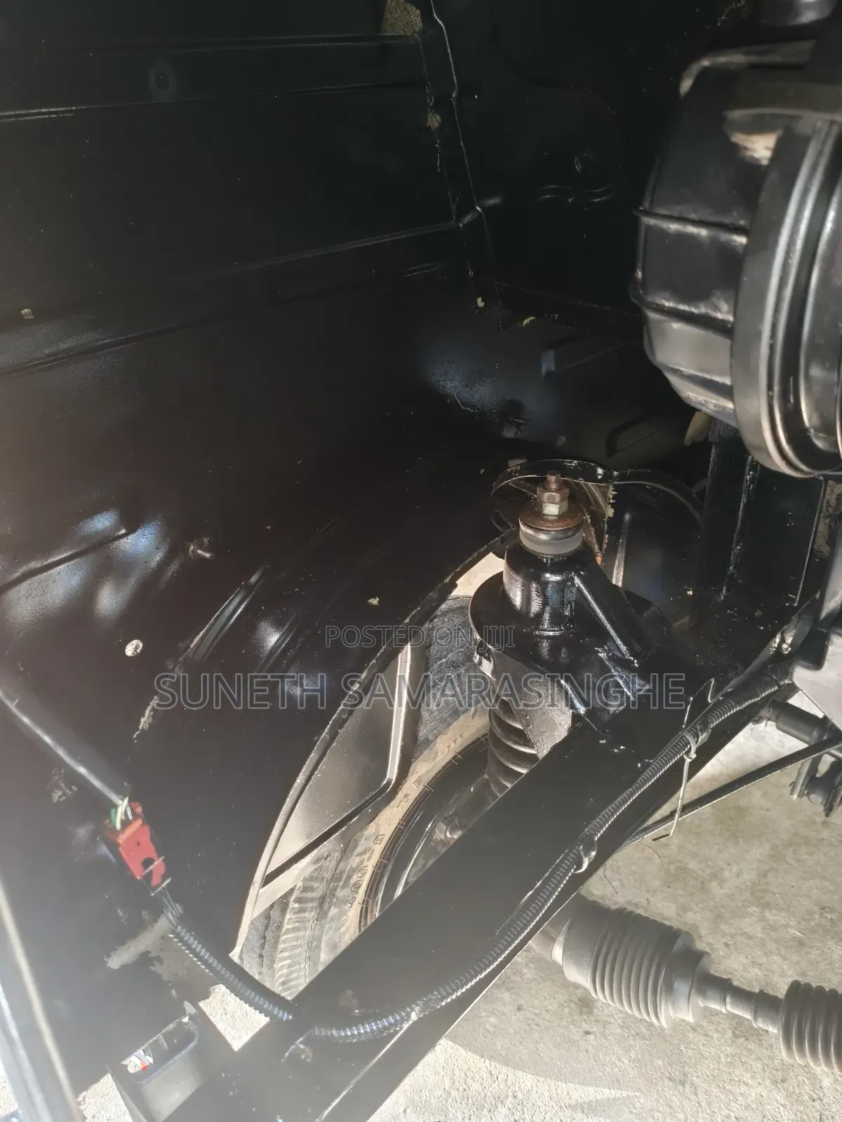 Bajaj RE 2013 Black