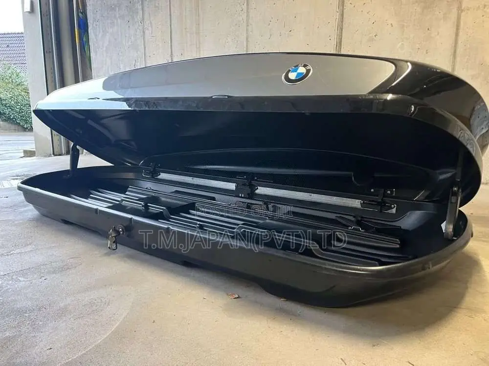 BMW 520i Hood Box with Railings for All