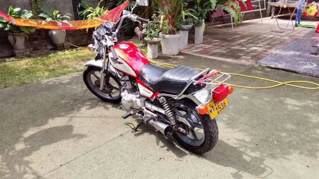 Honda Cm Custom 2003 Motorbike (Used)