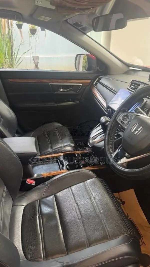 Honda CRV 2018 SUV (Used)