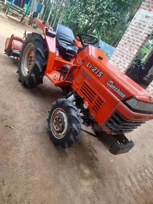 Kubota L1-215 2007 Tractor (Used)