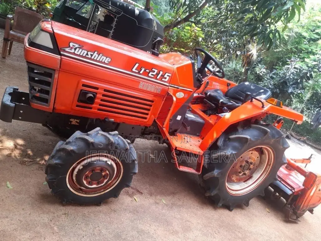 Kubota L1-215 2007 Tractor (Used)