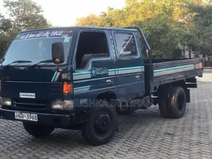 Dongfeng CrewCab 2002 Crew Cab (Used)