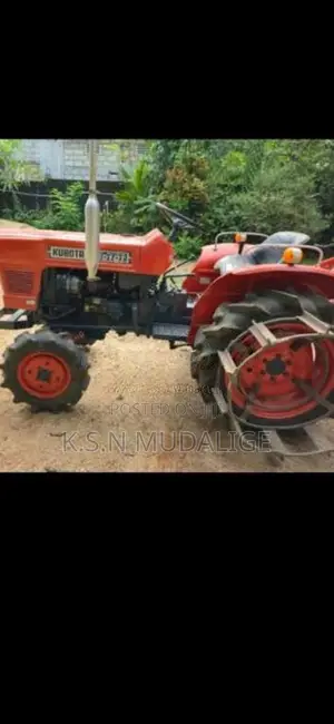 Kubota L1500 2021 Tractor (Used)