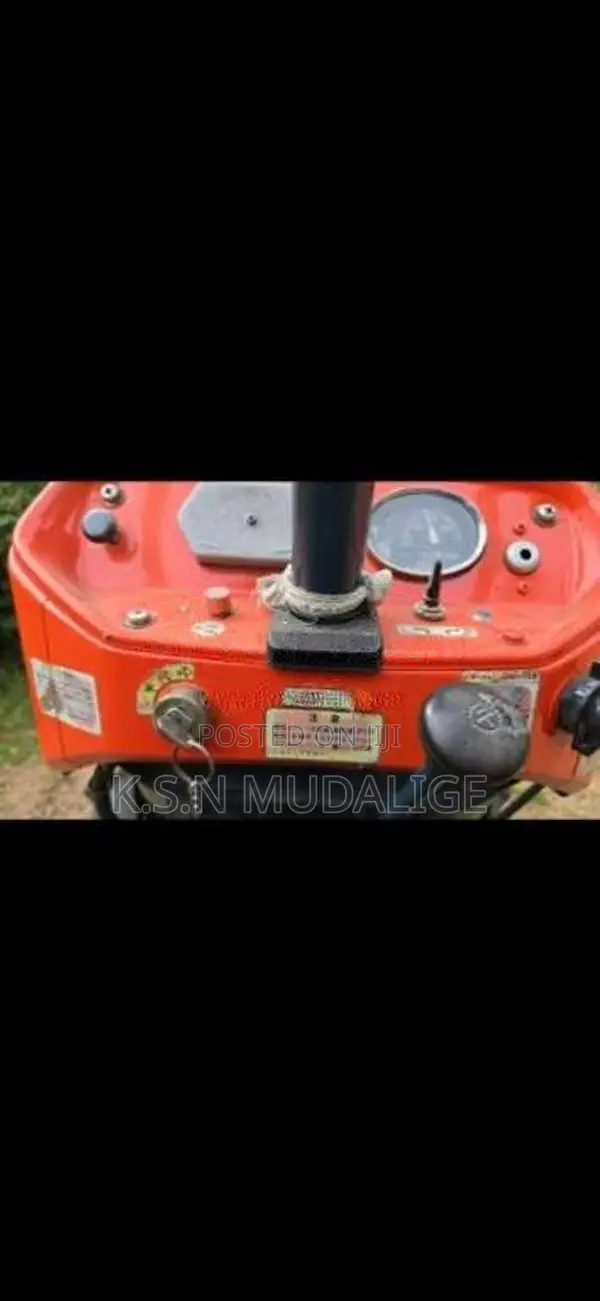 Kubota L1500 2021 Tractor (Used)