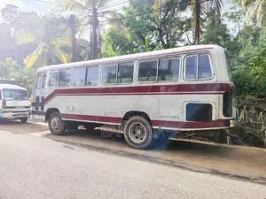 Mitsubishi Fuso 1980 Bus (Used)