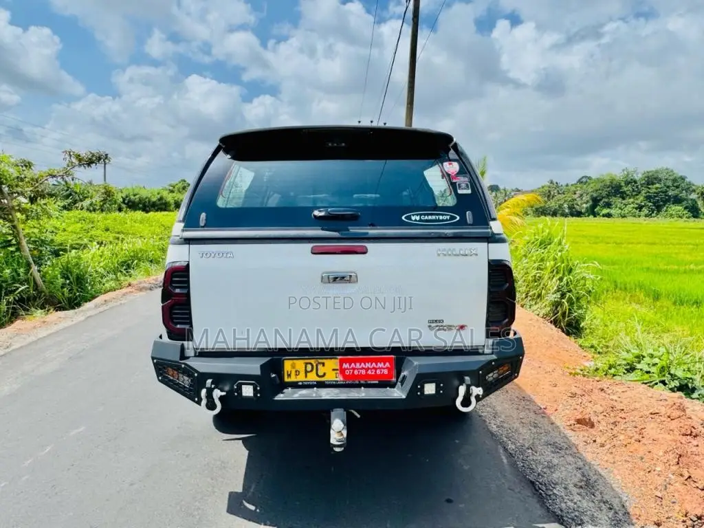 Toyota Hilux 2011 Pickup (Used)