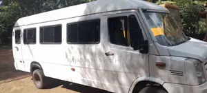 Force Traveller 2016 Bus (Used)
