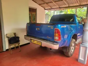 Toyota Hilux 2006 Pickup (Used)